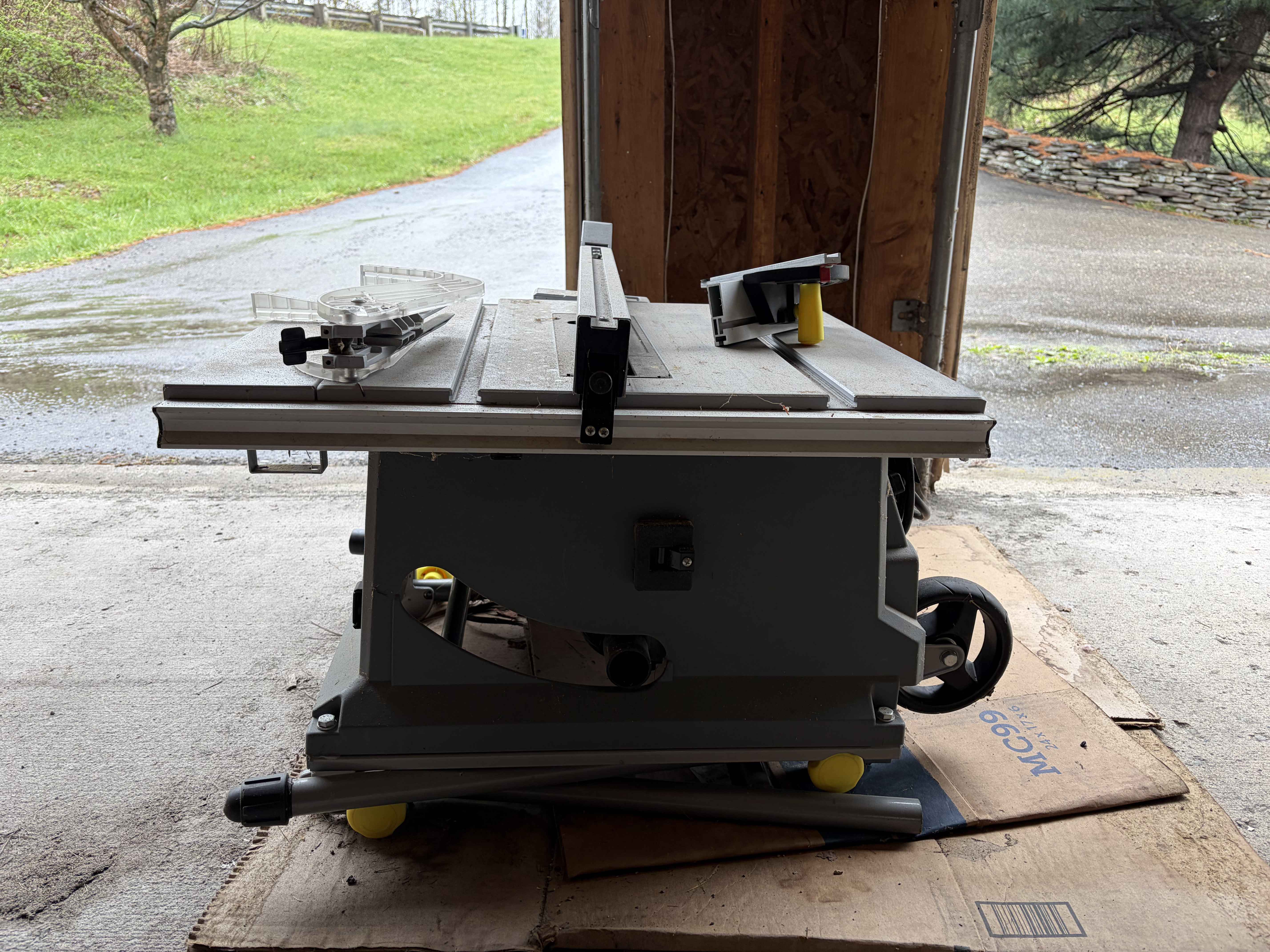 10" Portable Table Saw with Folding Stand